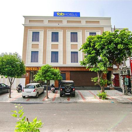 Fabhotel Prime Taj Castle Амритсар Экстерьер фото