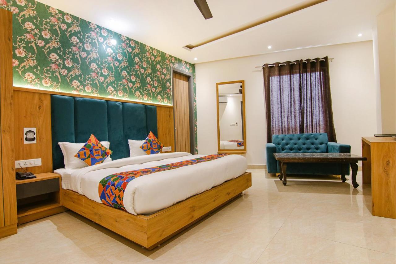 Fabhotel Prime Taj Castle Амритсар Экстерьер фото